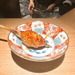 炭割烹 新谷 - 熊野地鶏のつくねタレ ◎