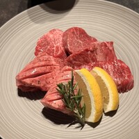 和牛とワイン 焼肉きゅうこん - 