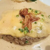 旬菜ステーキ処 らいむらいと - らいむらいと風チーズハンバーグ200g