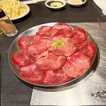 味ん味ん - 続いて牛タンも来ました