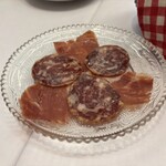 アロセリア ラ パンサ - イベリコ豚の生ハム、腸詰の盛り合わせ