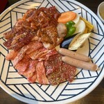 朝鮮飯店 - ボリューム有りのペアミックス！