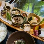 ふじや - 盛りだくさんで充実。