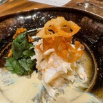 温石 - ◯◯蟹と蓮根。このマスタード瑞々しくてイイ。