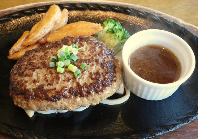 レストラン徳良湖（トクラコ） 芦沢のステーキ店｜山形・尾花沢で美味しい肉料理