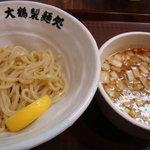 朝打ちうどん　大鶴製麺処 - 旨味麺（つけ麺）750円+豚骨ﾍﾞｰｽつけだれ