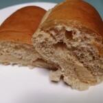 フレッシュ製パン - 黒糖クリームサンド240円