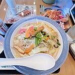 リンガーハット - 野菜たっぷりちゃんぽん＋低糖質麺＋麺少なめ ¥1,010-