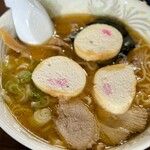 いぶき - みそラーメン＋麩増し＋大盛り（メニュー上は1,100円＋100円＋200円）。
