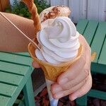 くるくる - 料理写真:「ソフトクリーム(コーン)」①