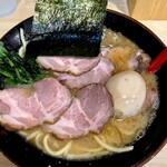 ラーメン いしやま屋 - 料理写真: