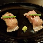 月亭 - 飛騨牛にぎり。