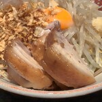 ラーメン豚山 - ブタ