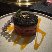 焼肉 銀座コバウ 特別室 - 和牛キャビアユッケ