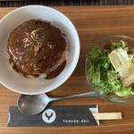 ヤマダデリ - ハンバーグ丼（デミソース）