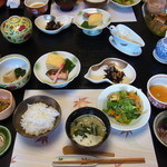 割烹旅館 湯の花荘 - 2014.10）朝食
