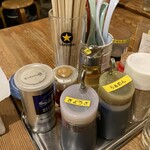 ぶちくさ らぁめん - 卓上調味料