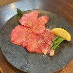 炭火焼肉 にく式 - 