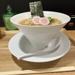 中華そば ナルト - 厳選有機しょうがのしょうが香るラーメン