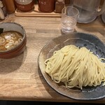 つけ麺屋 やすべえ - つけ麺(大)     980円