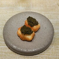 SUGALABO - 長崎九十九島アオリイカフリットキャビア乗せ