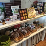 白髭のシュークリーム工房 - 