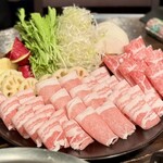 薬膳ハリハリ鍋ごんじゅ - 