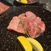 和牛とワイン 焼肉きゅうこん - 