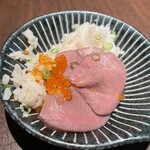 RAKUGAKI tongue&oyster GRILL - 牛タン刺しの海宝飯