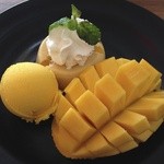 MangoTango - マンゴタンゴ 120baht