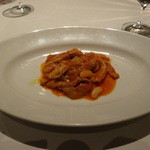 インカント - トリップとギアラをヒヨコ豆、自家製ンドゥイヤと共に仕上げたトマト煮込み