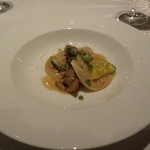 インカント - 仔牛肉とその胸腺肉、ズッキーニ、マジョラムをビカートの白いラグー