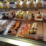 シェ・アオタニ - 