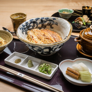 しん　お膳 コース一覧 : ゼックスウエスト 炙り焼き＆寿司 アン （XEX WEST