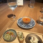 高原レストラン 水空 SUIKUU - 前菜たち　トマトのポタージュは甘くて濃厚でした！　1番右のマスカルポーネ最高(๑˃̵ᴗ˂̵) 単品であれば良いのになぁ〜と2人揃って言ってました（╹◡╹）