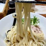 手打ちうどん 温羅 - 胡麻ダレ豚しゃぶぶっかけうどん アップ