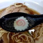 中華麺房 東龍 - 「なると」は「の」の字♬