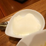 雲龍一包軒 - 杏仁豆腐