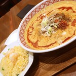 雲龍一包軒 - 白ごま担々麺とエビ蟹炒飯セット