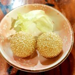 廣東餃子房 - ゴマ団子