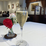 ル・ジャンティオム - 乾杯のシャンパン♪