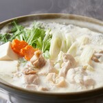 九州 熱中屋 - 料理写真:特選馬刺しと特選水炊き鍋コース