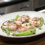 トリワイン ＰＩＫＯＳＨＨＨＵ - ガランティーヌと甘長とうがらしのグリル～バルサミコソース～