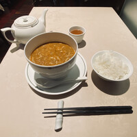中国飯店 三田店 - 担々麺、ライス