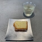 ASAKO IWAYANAGI FUKUOKA - 食前のハーブティとお菓子