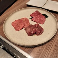焼肉うしごろ 新宿三丁目店 - 