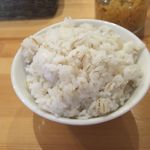 瀬佐味亭 - ライスM（麦飯） 50円