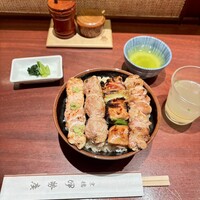 伊勢廣 京橋本店 - 4本丼（2,300円）