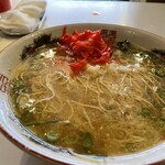 中洲屋台長浜ラーメン初代 健太 - 紅生姜、ニンニクトッピング