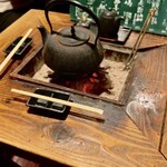 ウミネコ - 以前は囲炉裏が機能してました